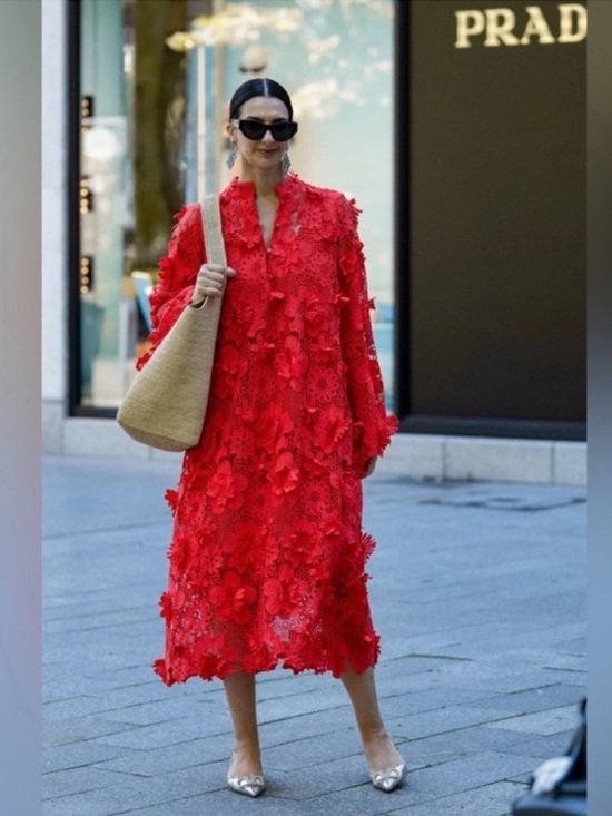 J Marie Dresses & Skirts - Red 3D Floral Midi Dress with Lace Overlay